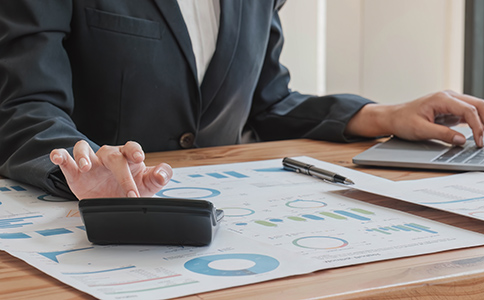 境外旅游經(jīng)營許可證怎么辦理？