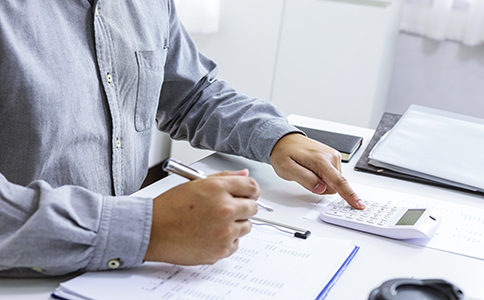 注冊(cè)個(gè)獨(dú)公司：流程、費(fèi)用及注意事項(xiàng)